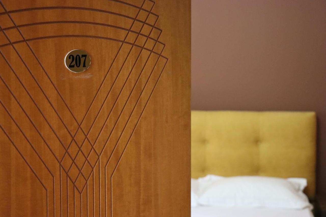 Ceka Hotel